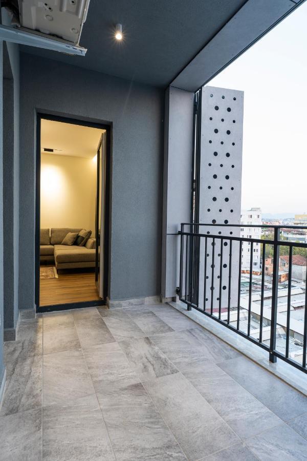Cane Apartment Emerald Tirana Extérieur photo